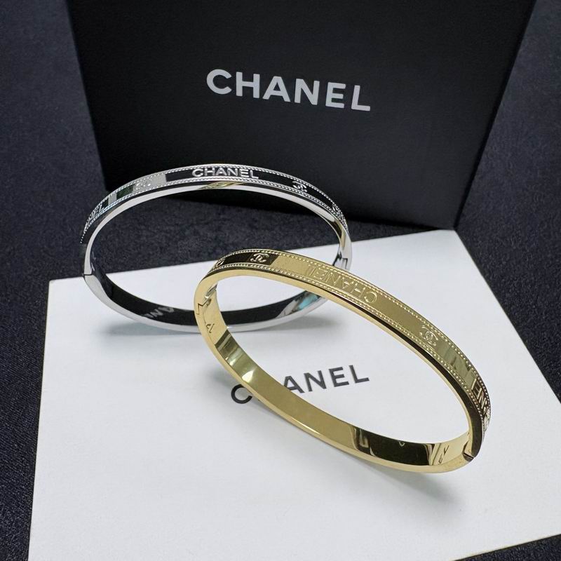 Chanel Bracelet 06yxs22